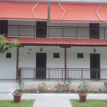 Georgoulas Apartments Paralia Skotinas Exterior foto